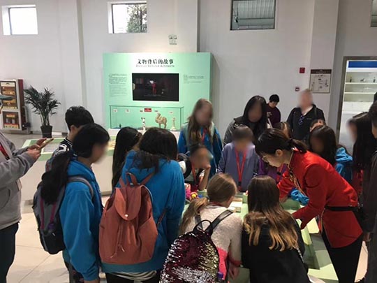 实景教学：行走课堂